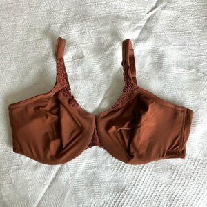 EUC Wacoal Bra 42D